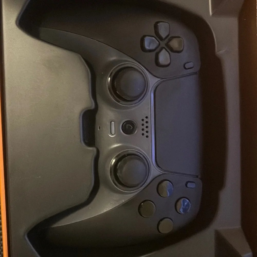 Ps5 Scuf controller - Picture 1 of 2